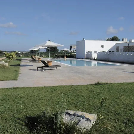 Masseria Giovanni ホテル マルターノ