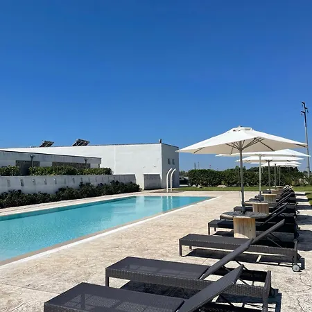 Masseria Giovanni ホテル マルターノ